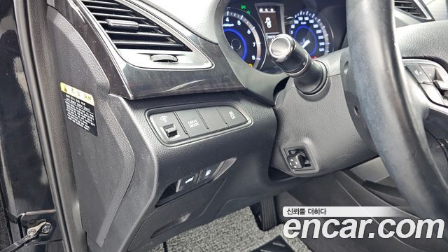 Hyundai Grandeur 2016 — photo 22