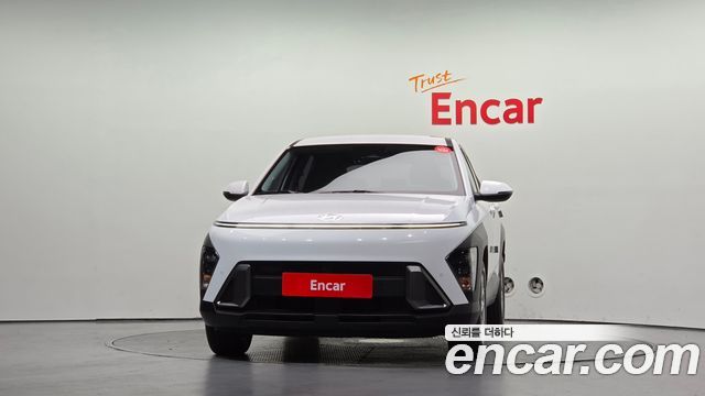 Hyundai Kona 2023 — photo 3