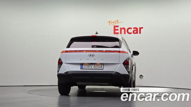 Hyundai Kona 2023 — photo 4