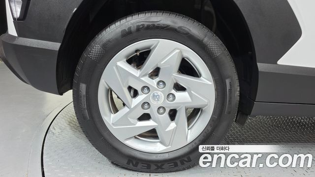 Hyundai Kona 2023 — photo 5