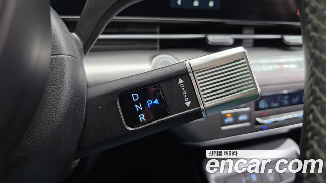 Hyundai Kona 2023 — photo 12