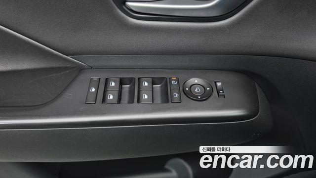 Hyundai Kona 2023 — photo 17