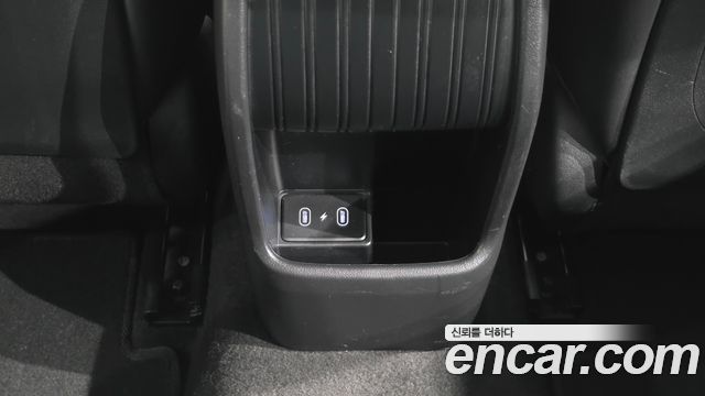 Hyundai Kona 2023 — photo 30