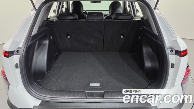 Hyundai Kona 2023 — photo 32