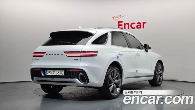 Genesis GV70 2023 — photo 2
