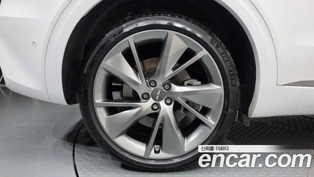 Genesis GV70 2023 — photo 5