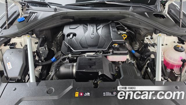 Genesis GV70 2023 — photo 6