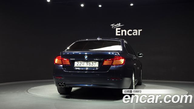 BMW 5-Series 2015 — photo 4