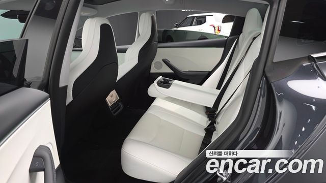 Tesla Model 3 2024 — photo 17