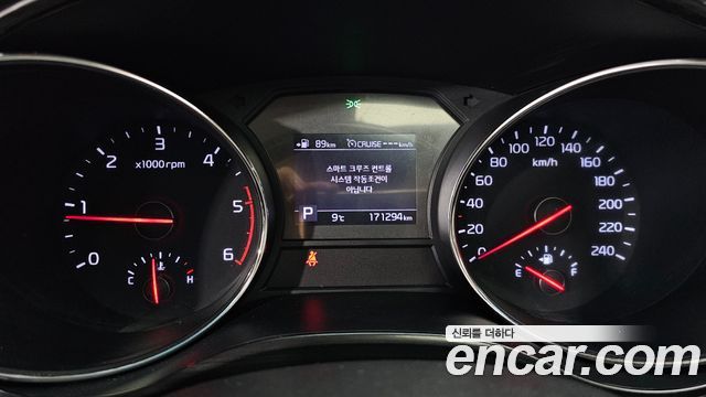 Kia Canival 2019 — photo 11