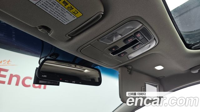 Kia Canival 2019 — photo 22