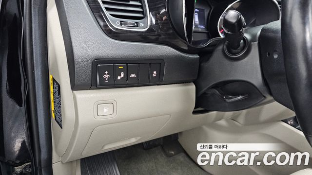 Kia Canival 2019 — photo 30