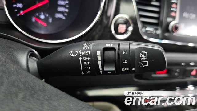 Kia Canival 2019 — photo 34