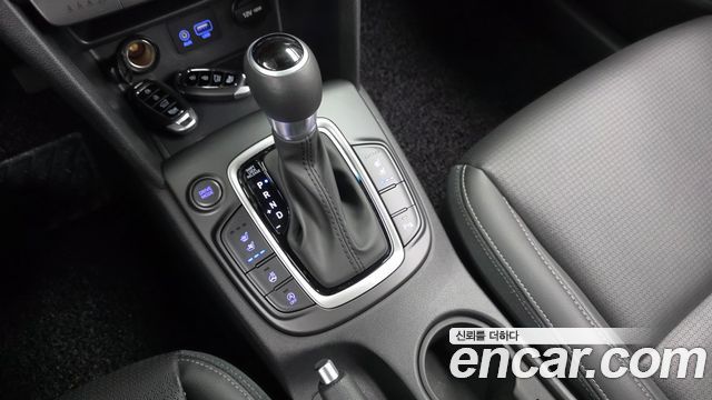Hyundai Kona 2018 — photo 12