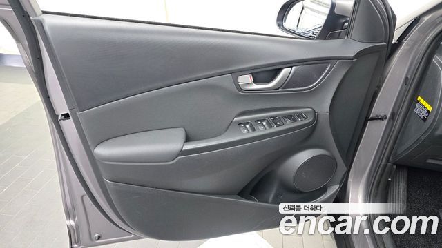 Hyundai Kona 2018 — photo 14