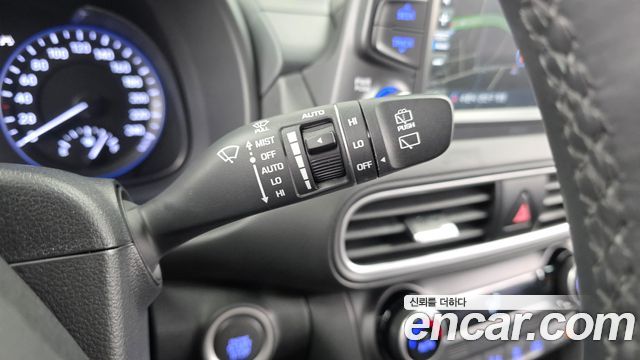 Hyundai Kona 2018 — photo 29