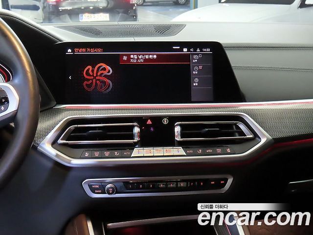 BMW X6 2022 — photo 11