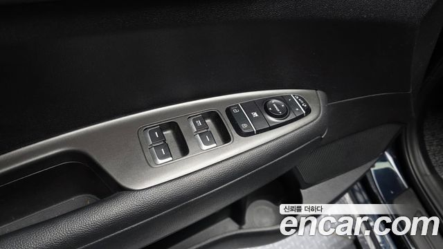 Kia K5 2018 — photo 29