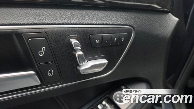 Mercedes-Benz E-Class 2014 — photo 25