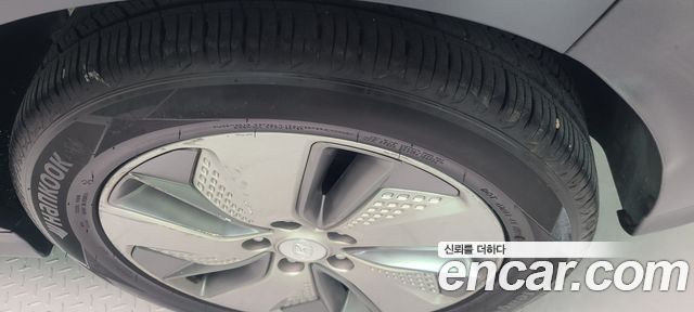 Hyundai Kona 2019 — photo 16