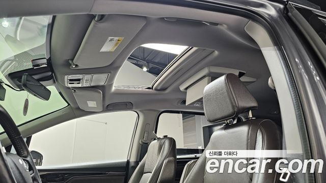 Honda Odyssey 2018 — photo 25