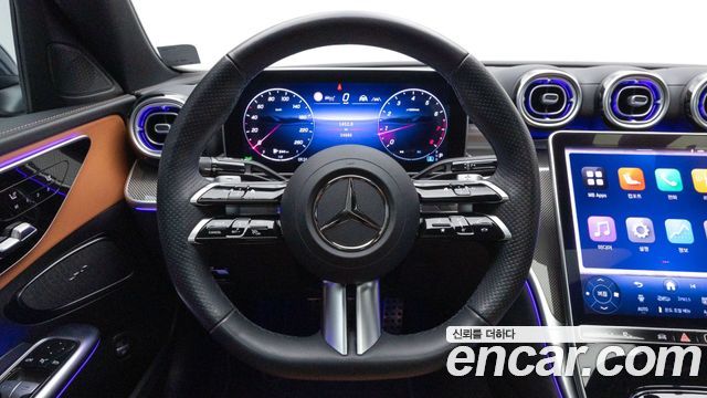 Mercedes-Benz C-Class 2025 — photo 20