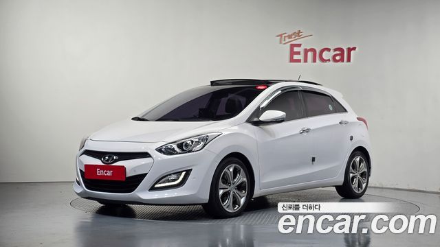 Hyundai i30 2012 — photo 1