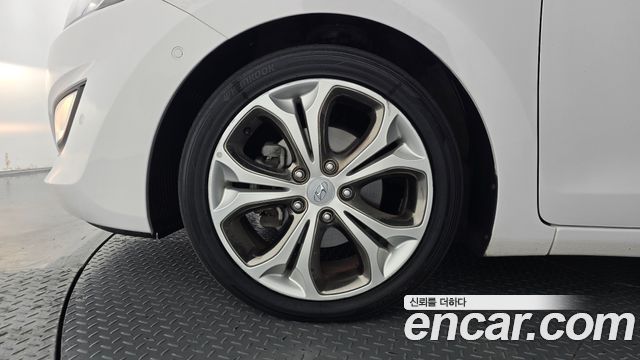 Hyundai i30 2012 — photo 5