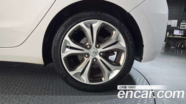Hyundai i30 2012 — photo 7