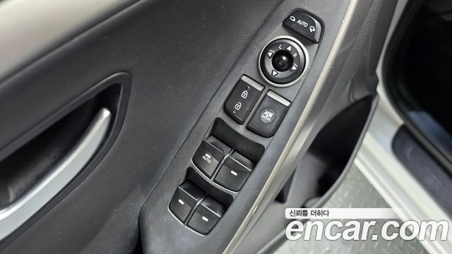 Hyundai i30 2012 — photo 28