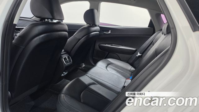 Kia K5 2020 — photo 23