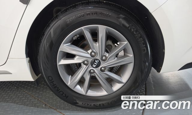 Kia K5 2020 — photo 7