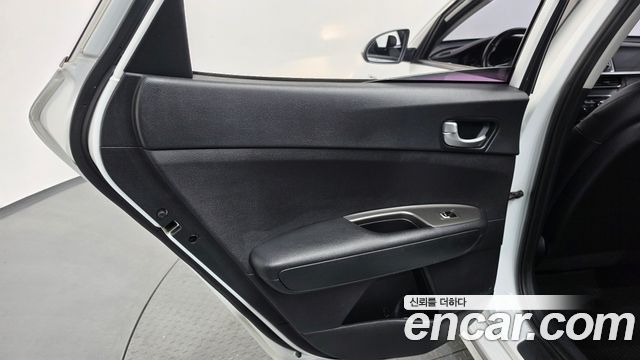 Kia K5 2020 — photo 15