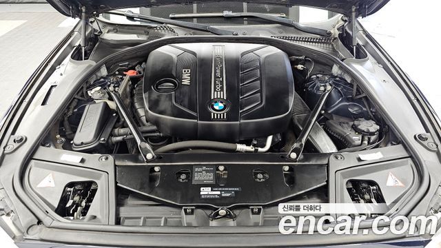 BMW 5-Series 2014 — photo 6
