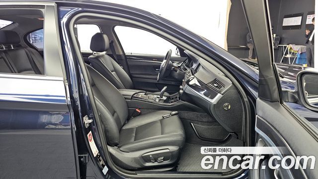 BMW 5-Series 2014 — photo 11