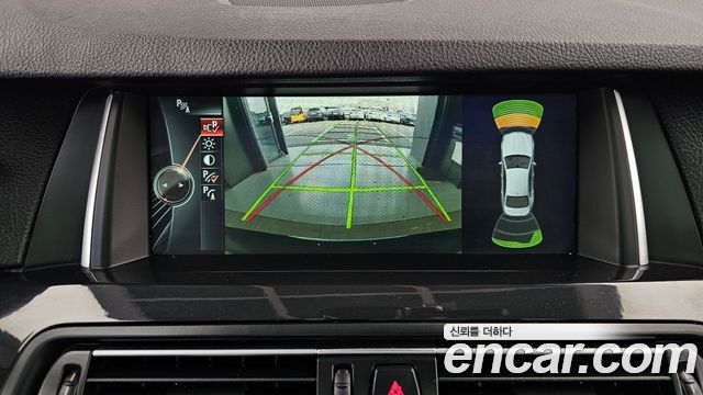 BMW 5-Series 2014 — photo 16