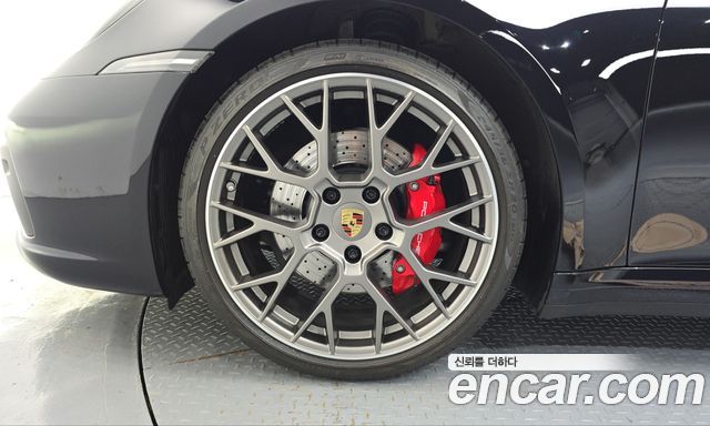 Porsche 911 2020 — photo 5