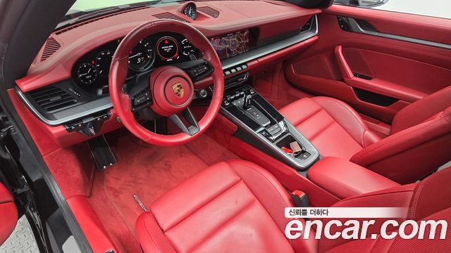 Porsche 911 2020 — photo 10
