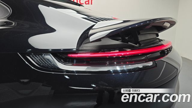 Porsche 911 2020 — photo 9
