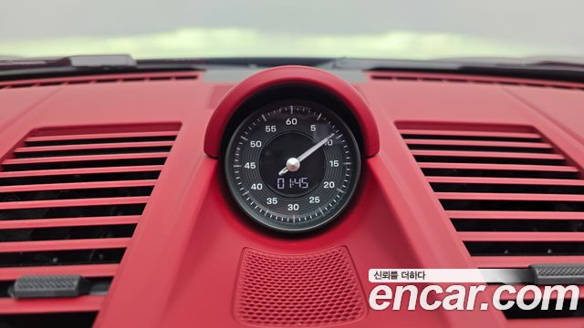 Porsche 911 2020 — photo 28