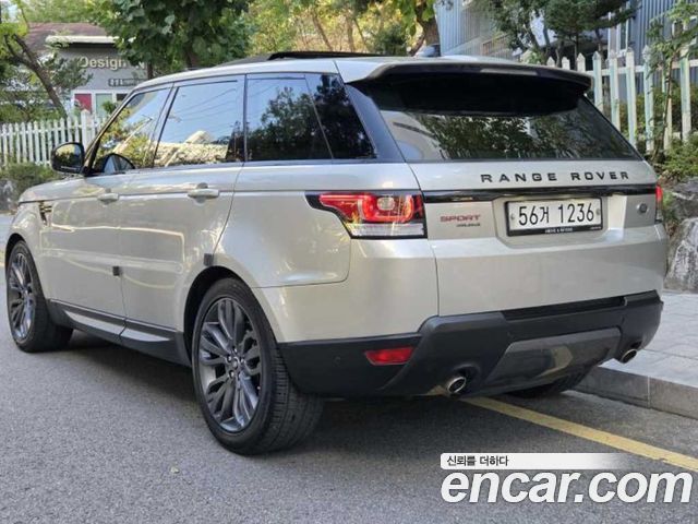 Land Rover Range Rover Sport 2017 — photo 2
