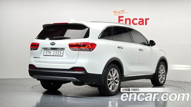 Kia Sorento 2017 — photo 2