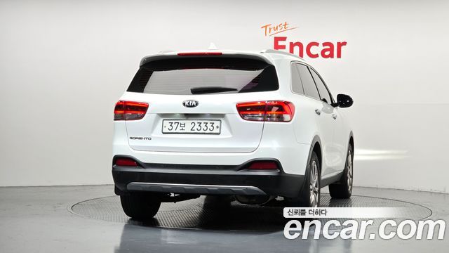 Kia Sorento 2017 — photo 4