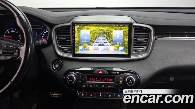 Kia Sorento 2017 — photo 14