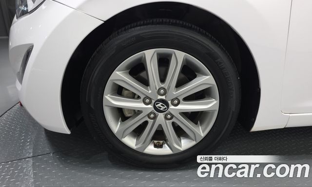 Hyundai AVANTE 2015 — photo 5