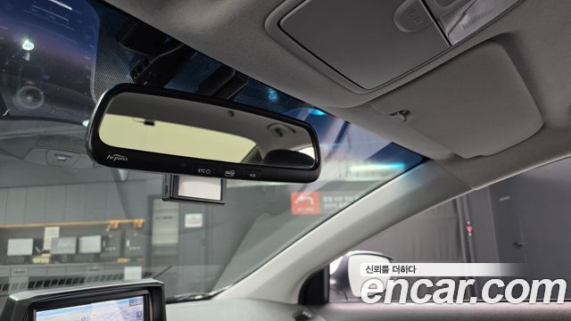 Hyundai AVANTE 2015 — photo 31