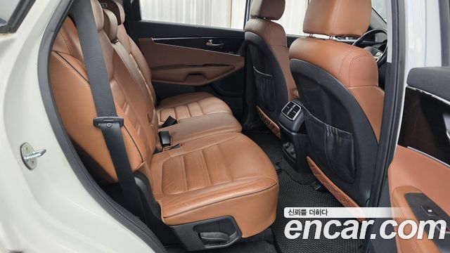 Kia Sorento 2018 — photo 17