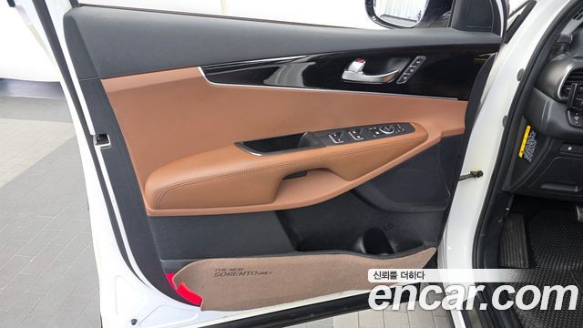 Kia Sorento 2018 — photo 14