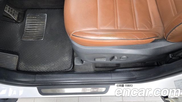 Kia Sorento 2018 — photo 32