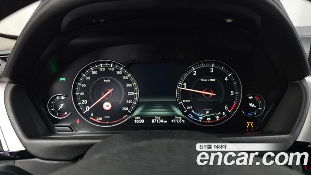 BMW 4-Series 2021 — photo 11